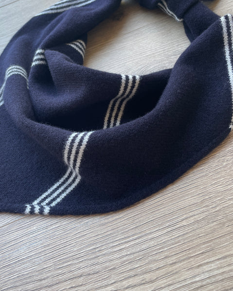 LARGE TRIANGLE SCARF NAVY & ECRU STRIPE
