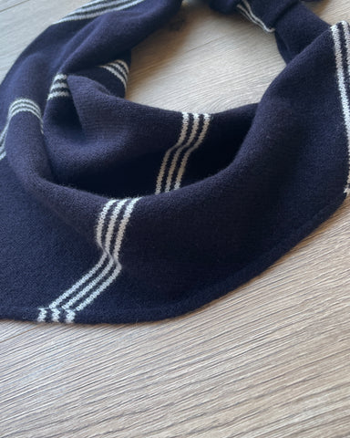 LARGE TRIANGLE SCARF NAVY & ECRU STRIPE