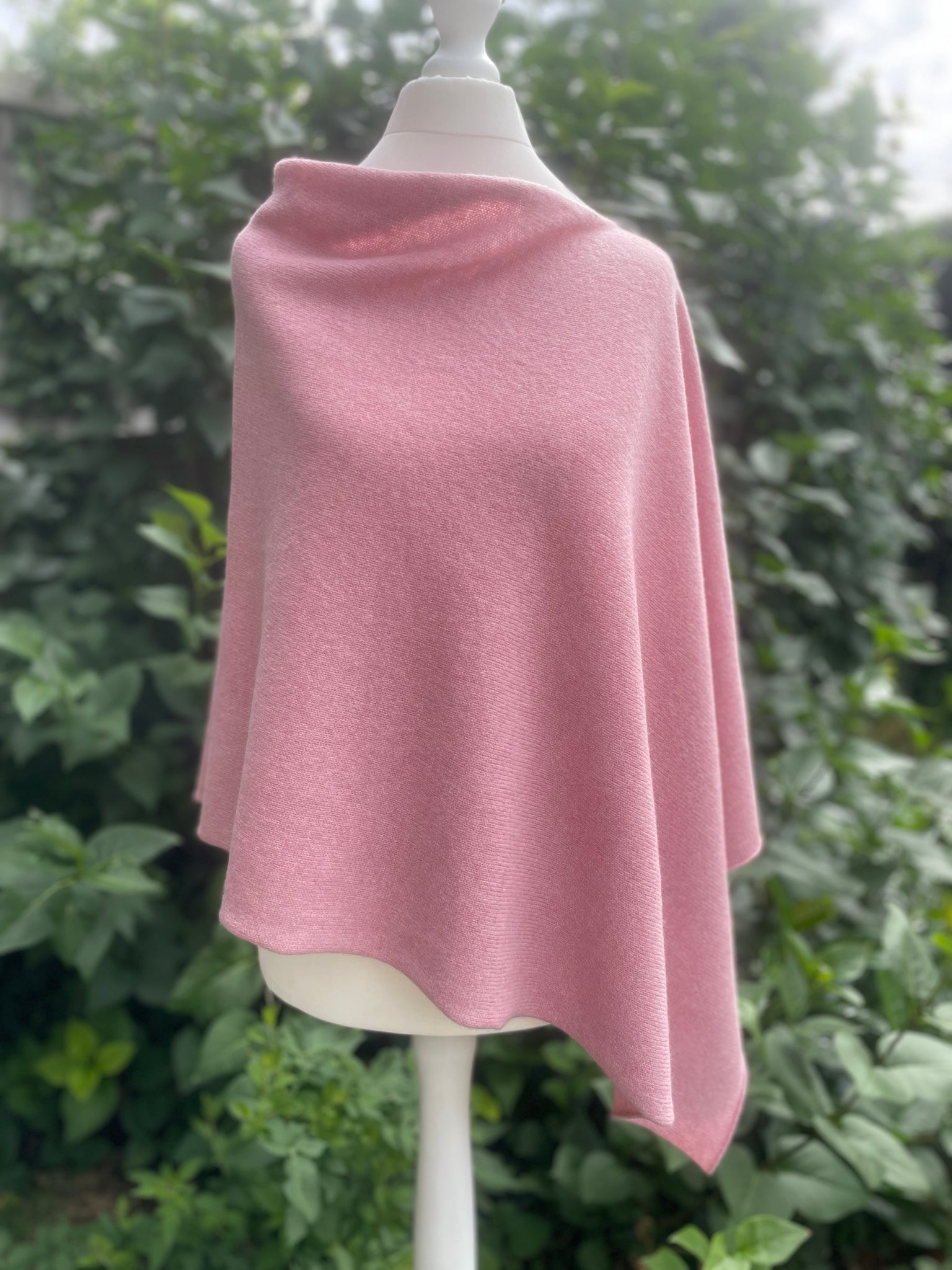 DUSKY PINK PONCHO