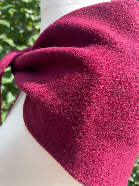 LARGE TRIANGLE SCARF BURGUNDY WINE