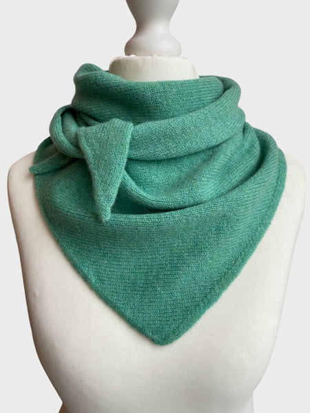 LARGE TRIANGLE SCARF JADE GREEN