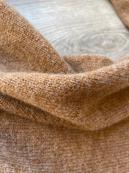 LARGE TRIANGLE SCARF CHESTNUT BROWN