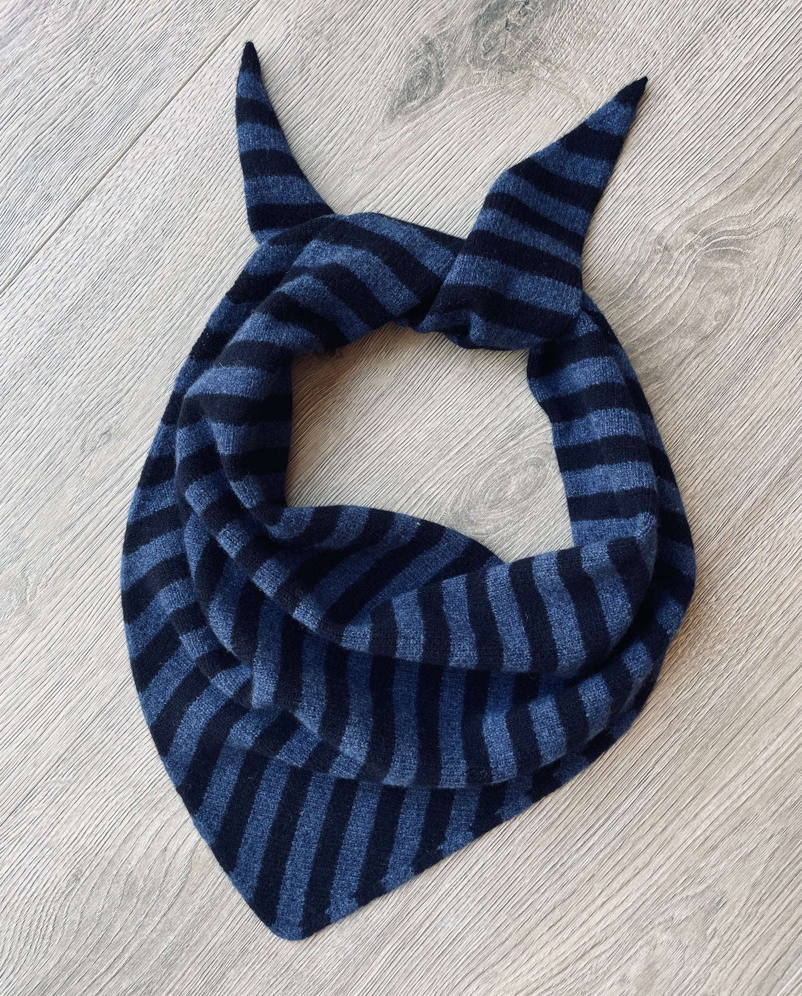 LARGE TRIANGLE SCARF DENIM BLUE & NAVY STRIPE