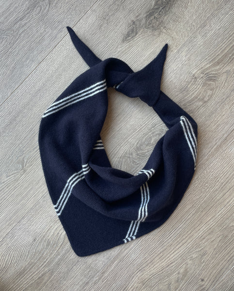 LARGE TRIANGLE SCARF NAVY & ECRU STRIPE