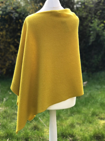 RIBBED EDGE PONCHO MUSTARD