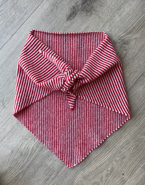 LARGE TRIANGLE SCARF BRIGHT RED & ECRU STRIPE