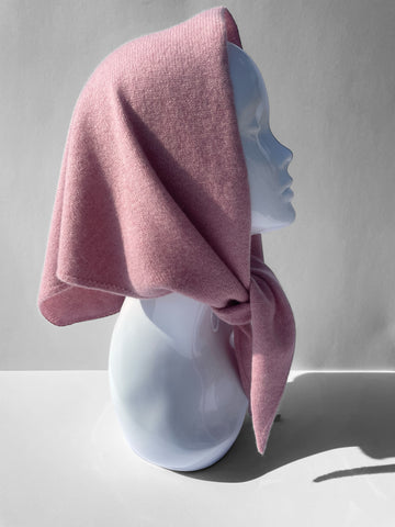 LARGE TRIANGLE SCARF DUSKY PINK